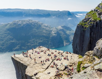 SELF DRIVE: FIORDI E VALLE DEI TROLLS 