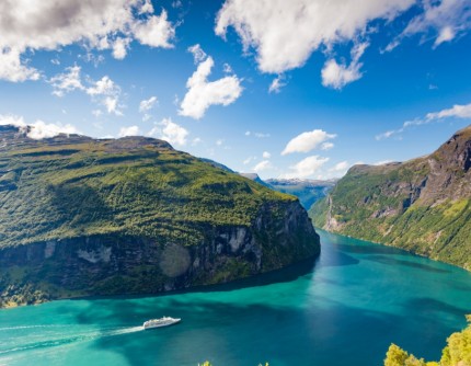 SELF DRIVE: TROLLS E GRANDI FIORDI + MAGICHE LOFOTEN