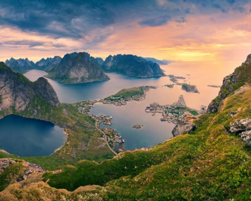 WHALE SAFARI, LOFOTEN E CAPO NORD IN NAVIGAZIONE